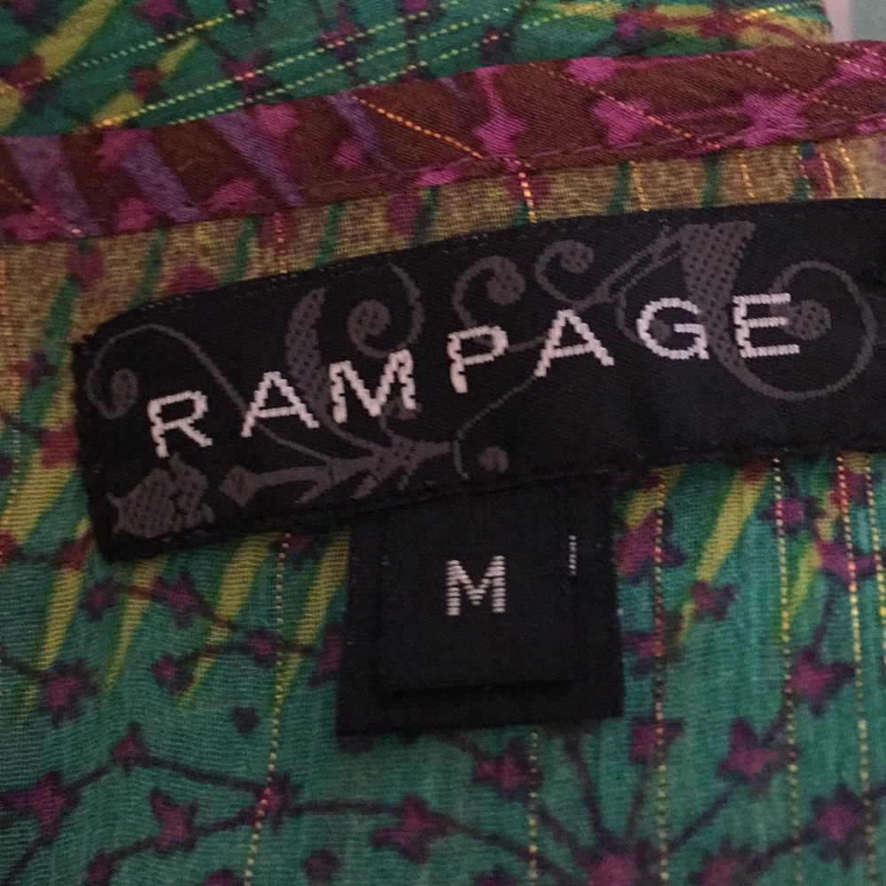 Rampage beautiful gold beaded trimmed Blouse. - Picture 2 of 5